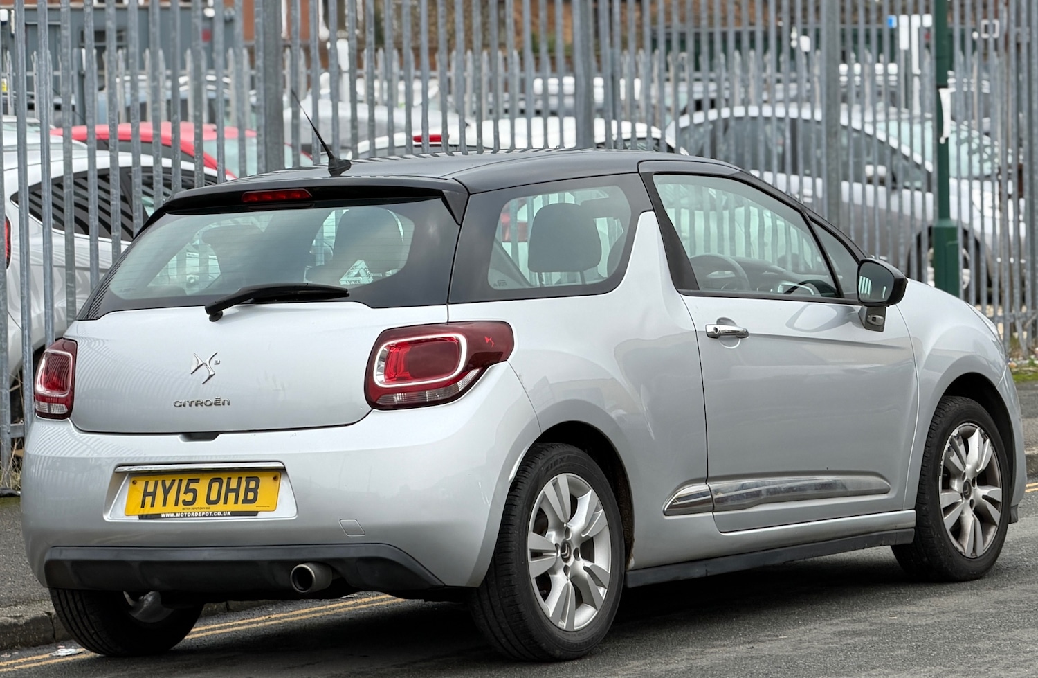 Used Citroen DS3 2015 for sale - 77357209: Photo 6