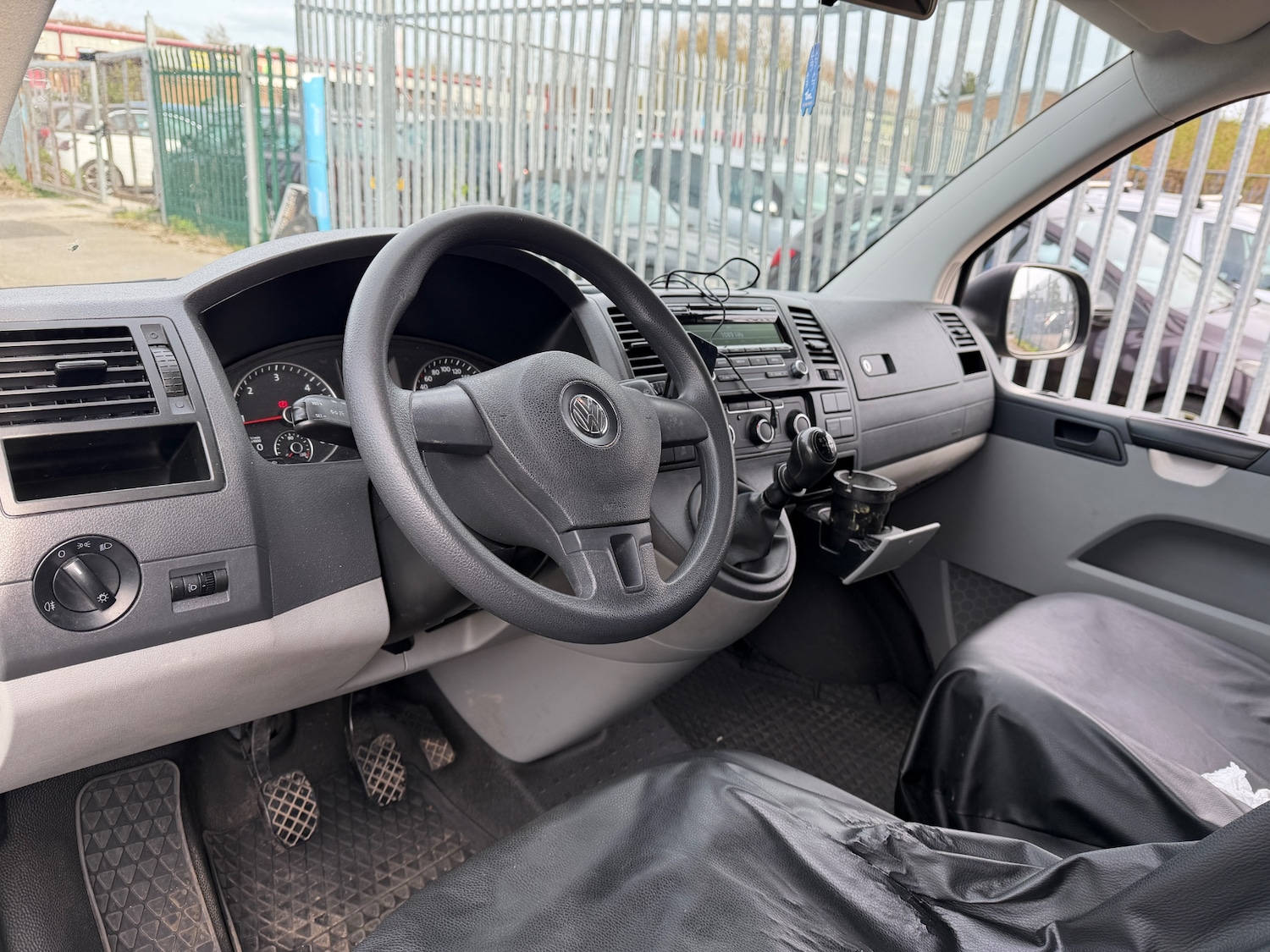 Used Volkswagen Transporter 2014 for sale - 78202520: Photo 5