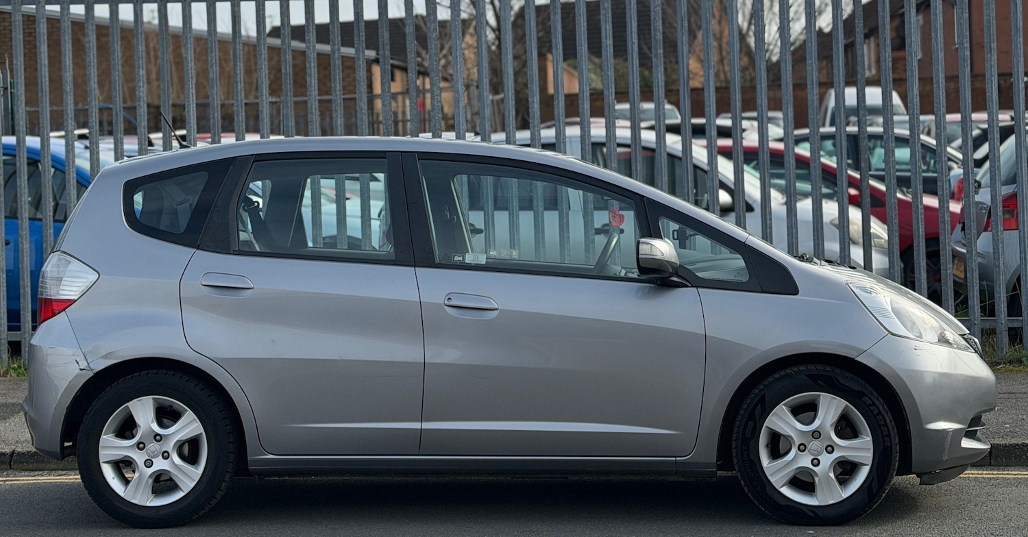 Used Honda Jazz 2009 for sale - 77707962: Photo 7