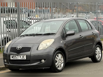Used Toyota Yaris 2012 for sale - 77785730: Photo