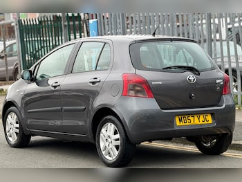 Used Toyota Yaris 2012 for sale - 77785730: Photo