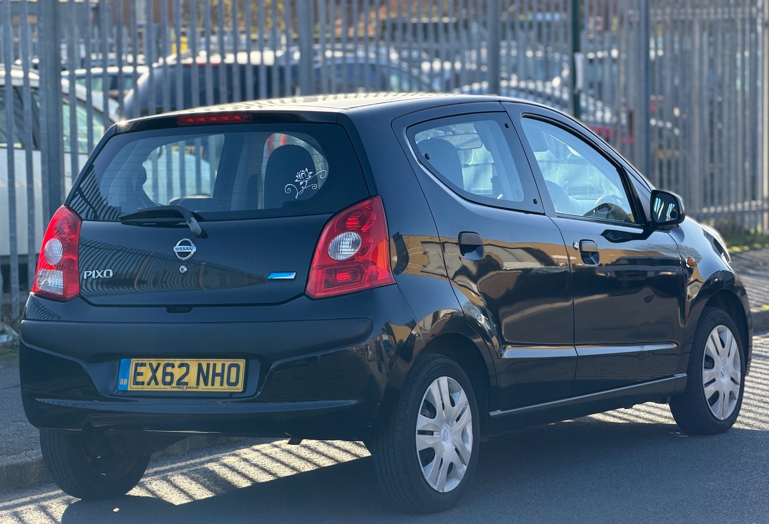 Used Nissan Pixo 2012 for sale - 76616404: Photo 8