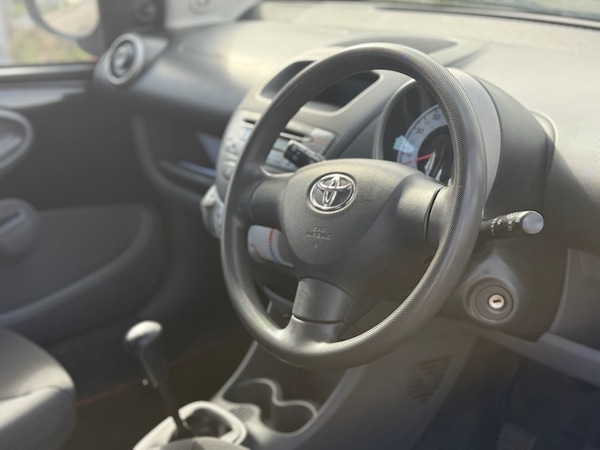 Used Toyota AYGO 2007 for sale - 76177648: Photo 2