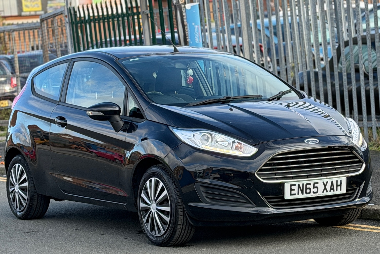 Used Ford Fiesta 2016 for sale - 76620639: Photo 1