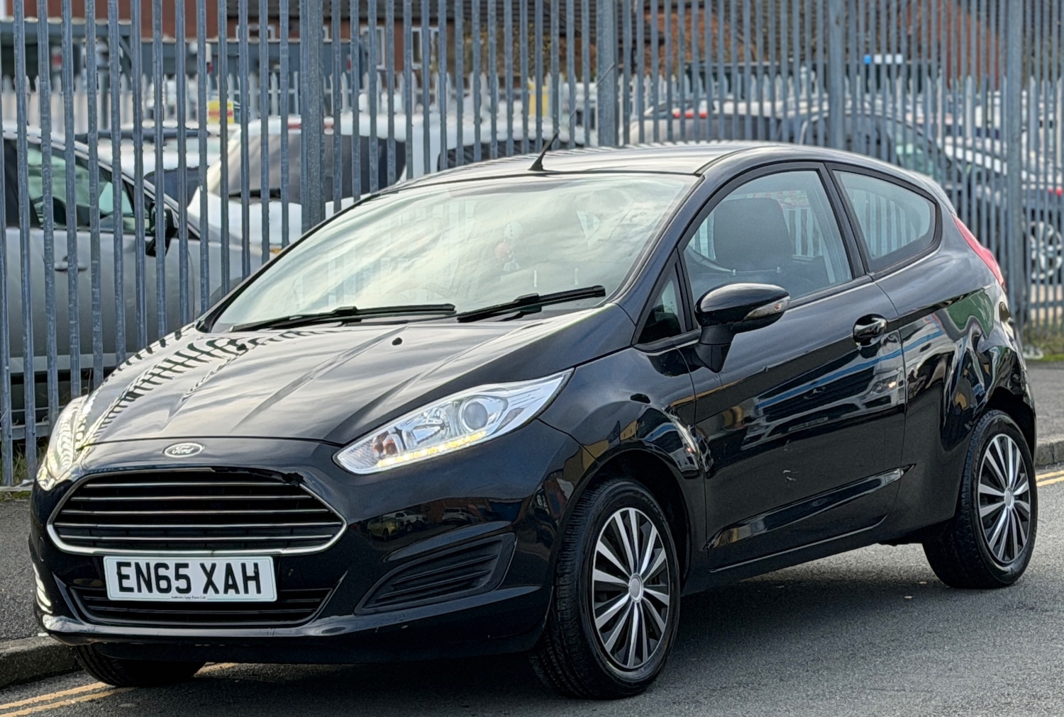 Used Ford Fiesta 2016 for sale - 76620639: Photo 2