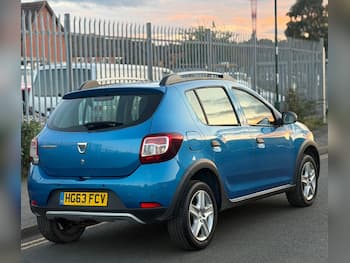 Used Dacia Sandero Stepway 2013 for sale - 79852242: Photo