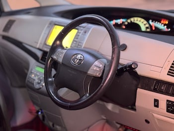 Used Toyota Estima 2005 for sale - 77083884: Photo