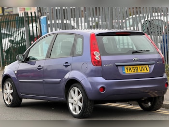 Used Ford Fiesta 2008 for sale - 76273808: Photo 3