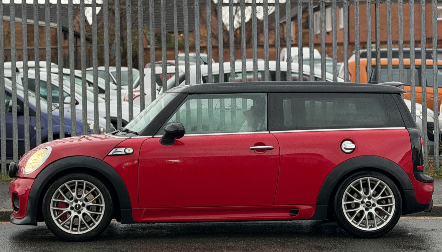 Used MINI Clubman 2010 for sale - 76527431: Photo 2