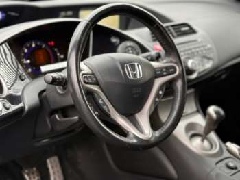 Used Honda Civic  for sale - 73526093: Photo