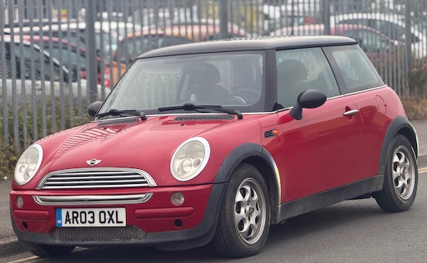 Used MINI Hatch 2004 for sale - 75505643: Photo 1