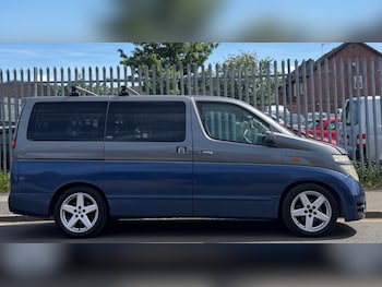 Used Nissan Elgrand 2002 for sale - 78663400: Photo