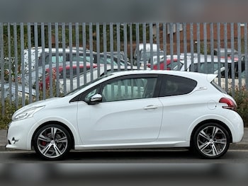Used Peugeot 208 2013 for sale - 75649953: Photo