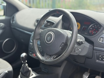 Used Renault Clio 2010 for sale - 78967881: Photo
