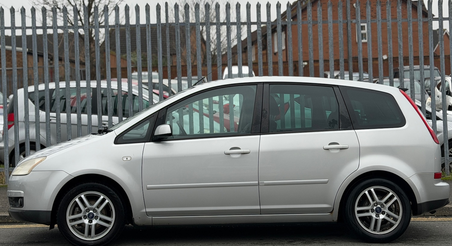 Used Ford Focus C-Max 2007 for sale - 77319311: Photo 2