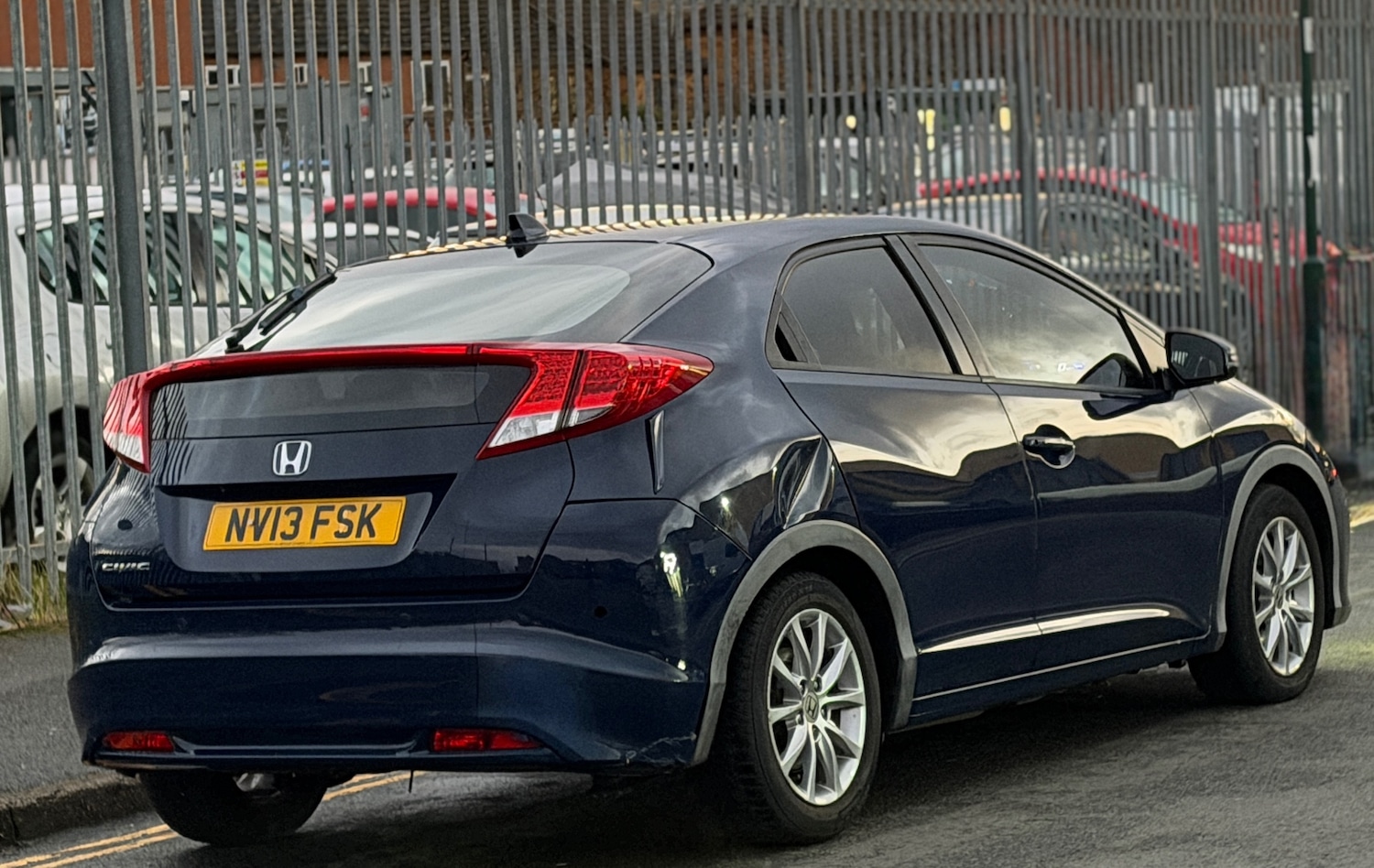 Used Honda Civic 2013 for sale - 76987179: Photo 3