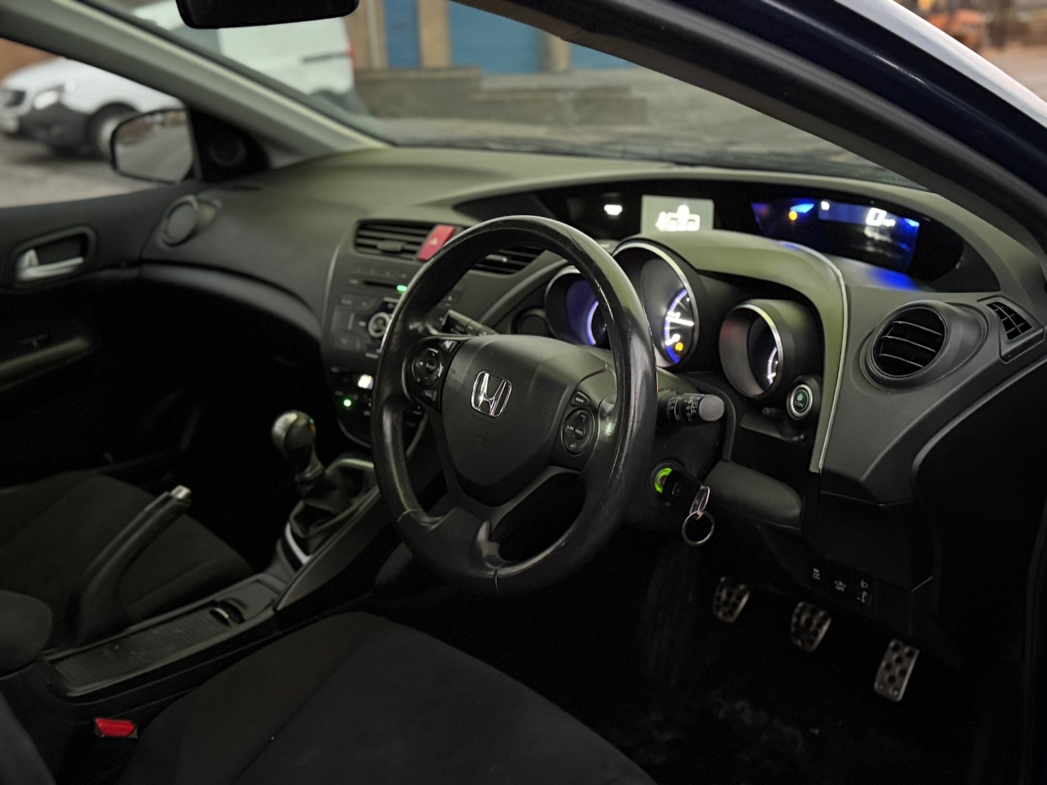 Used Honda Civic 2013 for sale - 76987179: Photo 6