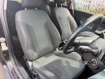 Used Ford Fiesta 2009 for sale - 78900274: Photo