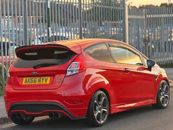 Used Ford Fiesta 2016 for sale - 79711288: Photo