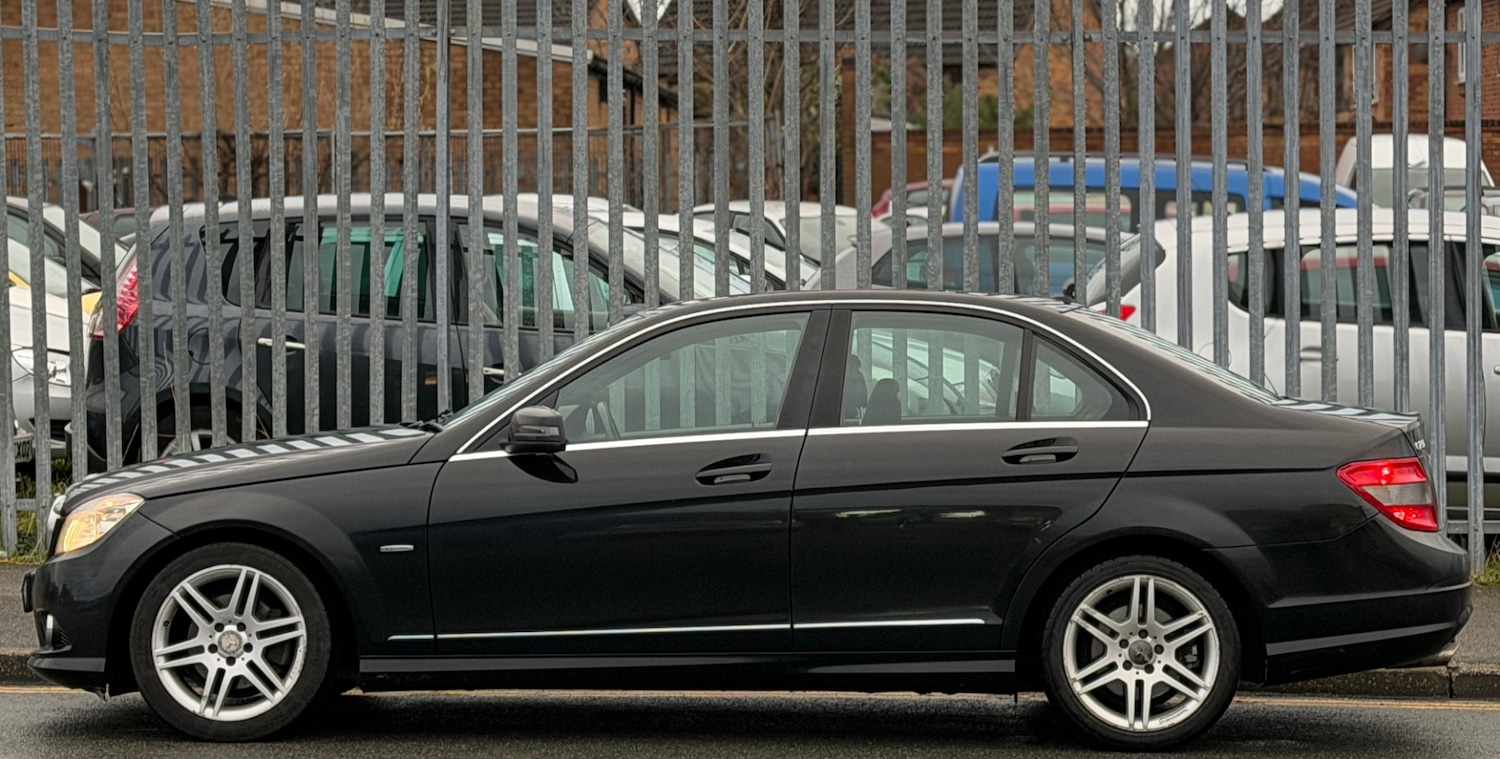 Used Mercedes-Benz C Class 2011 for sale - 76971787: Photo 5