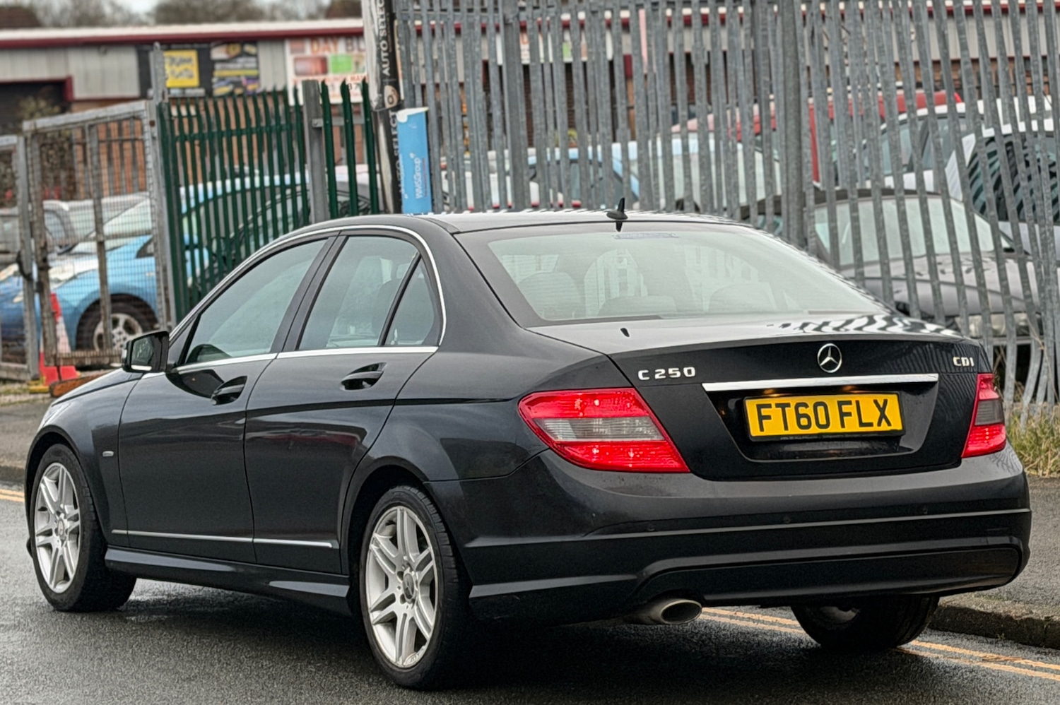 Used Mercedes-Benz C Class 2011 for sale - 76971787: Photo 6