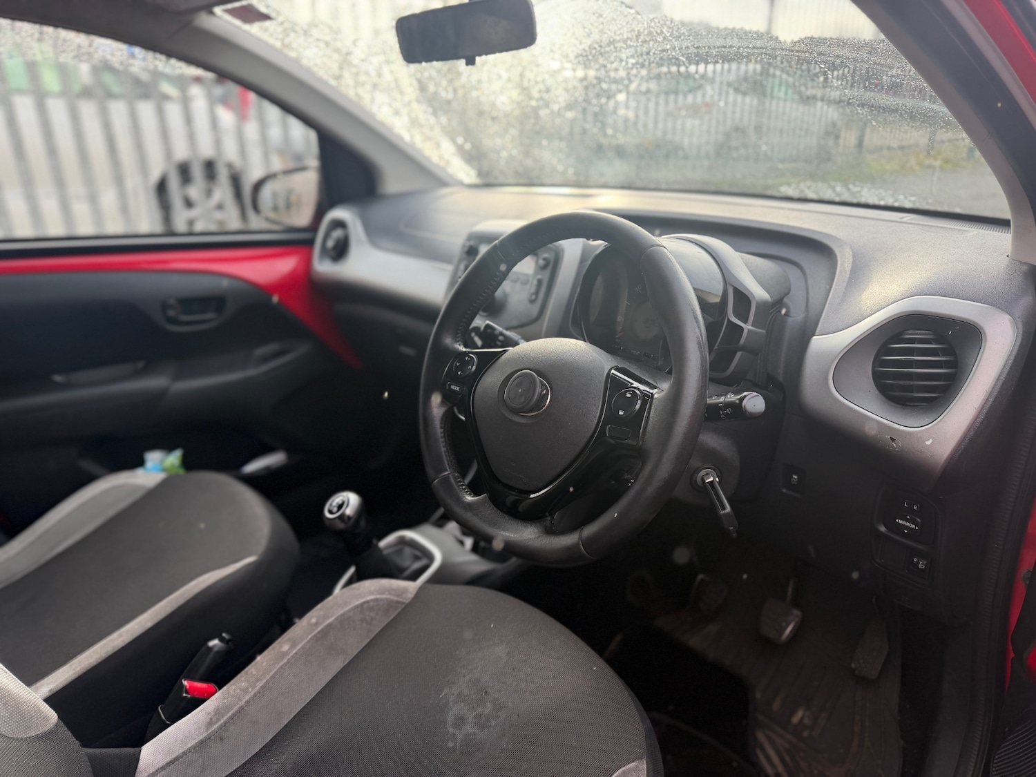 Used Toyota AYGO 2016 for sale - 76749854: Photo 4