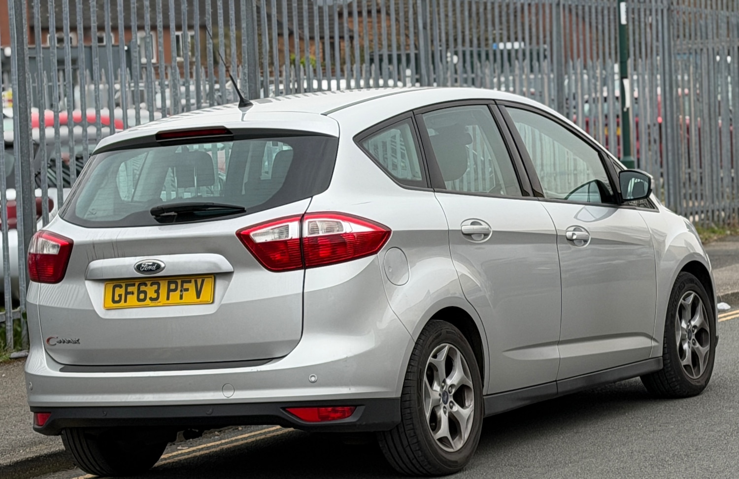 Used Ford C-Max 2013 for sale - 77981962: Photo 3