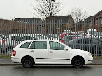 Used Skoda Fabia 2002 for sale - 77508701: Photo