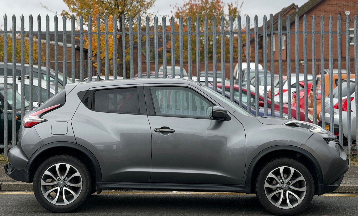 Used Nissan Juke 2016 for sale - 76334678: Photo 2