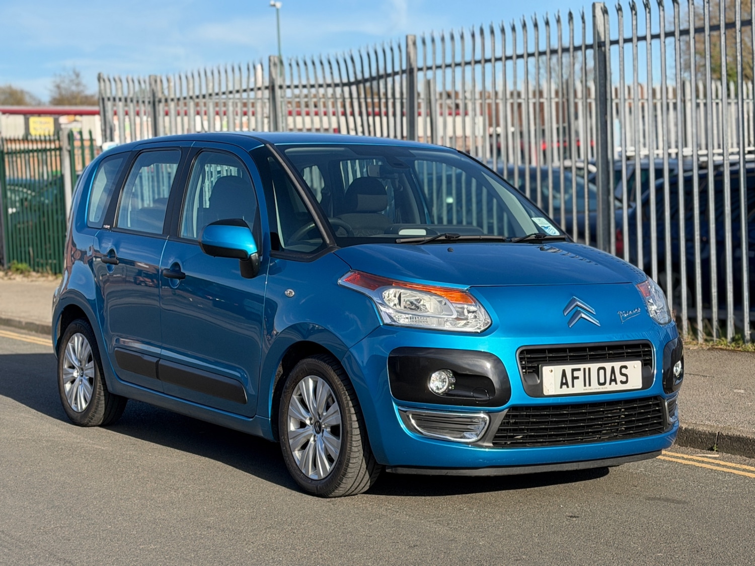 Used Citroen C3 Picasso 2011 for sale - 78122939: Photo 6