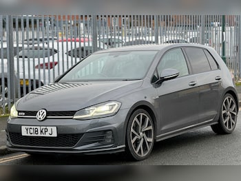 Used Volkswagen Golf 2018 for sale - 77003630: Photo