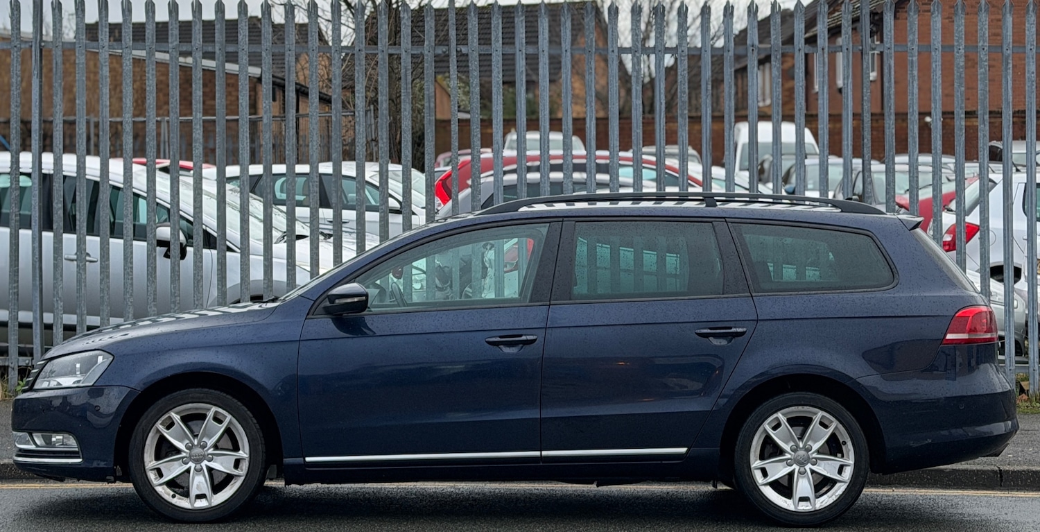 Used Volkswagen Passat 2011 for sale - 77474786: Photo 2