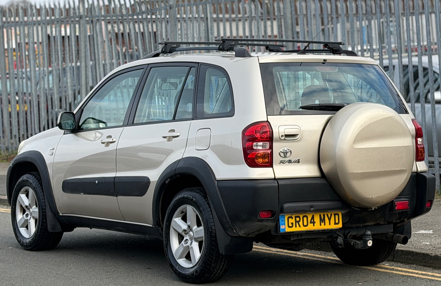 Used Toyota RAV4 2004 for sale - 77733049: Photo 3