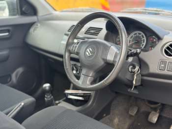 Used Suzuki Swift 2008 for sale - 75039416: Photo