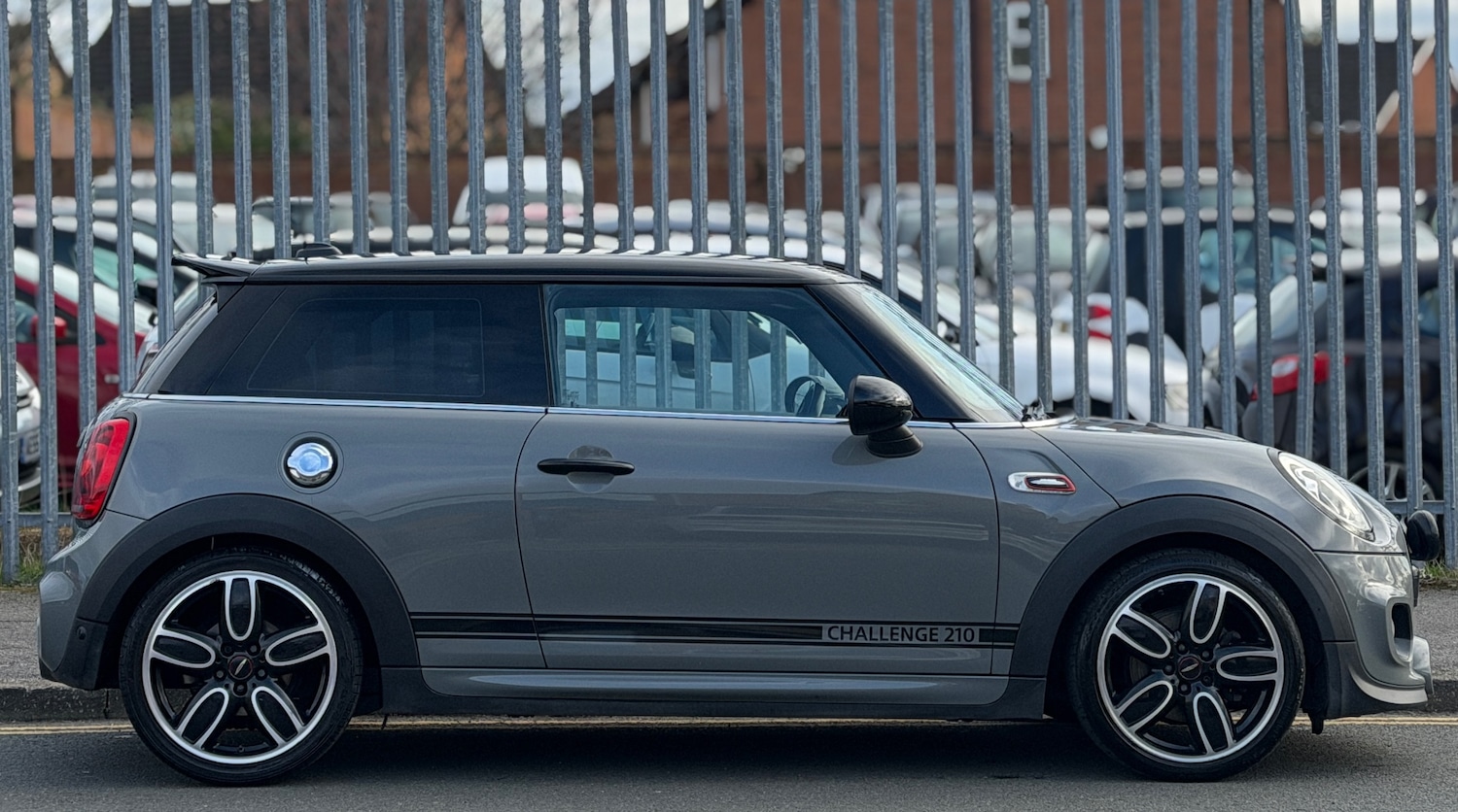 Used MINI Hatch 2015 for sale - 77822540: Photo 2