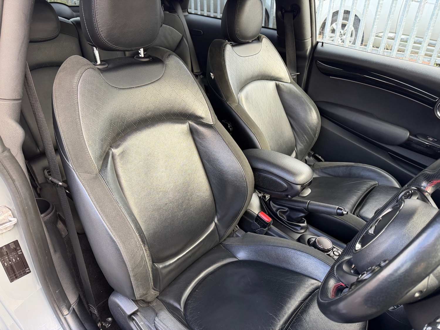 Used MINI Hatch 2015 for sale - 77822540: Photo 5