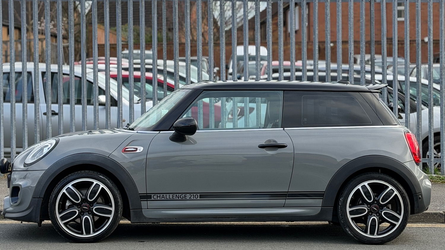 Used MINI Hatch 2015 for sale - 77822540: Photo 8