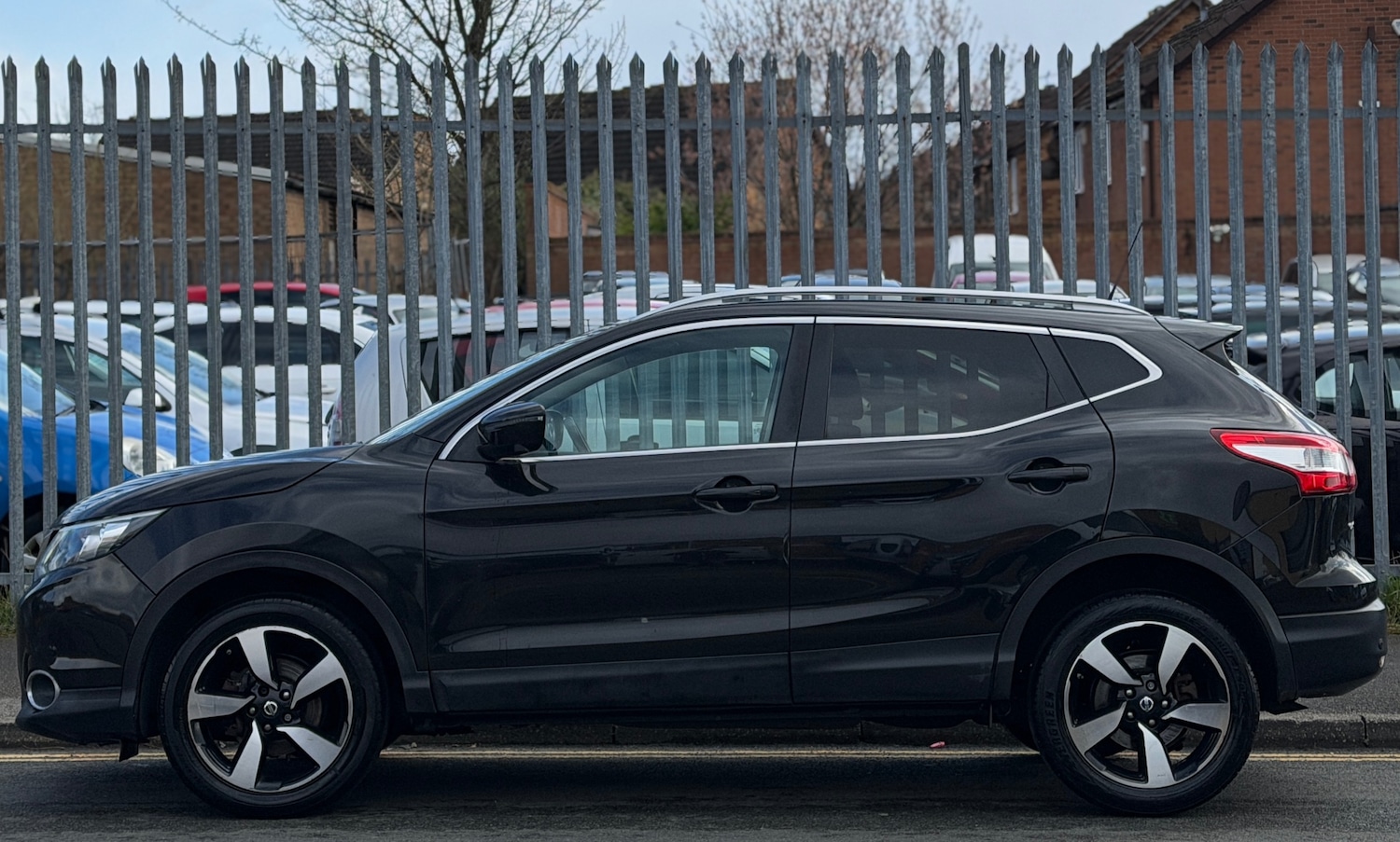Used Nissan Qashqai 2015 for sale - 78045871: Photo 2