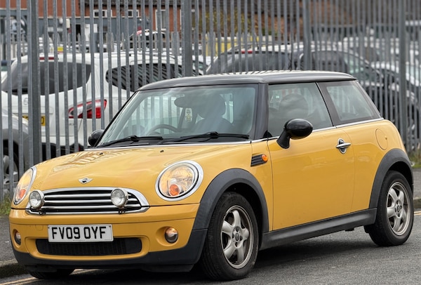 Cheap MINI Hatch 2009 (09) - 1.6 Cooper 3dr for sale in Nottingham, Nottinghamshire