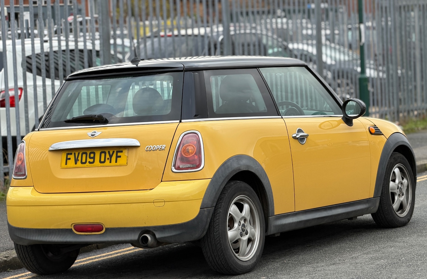 Used MINI Hatch 2009 for sale - 76566232: Photo 7