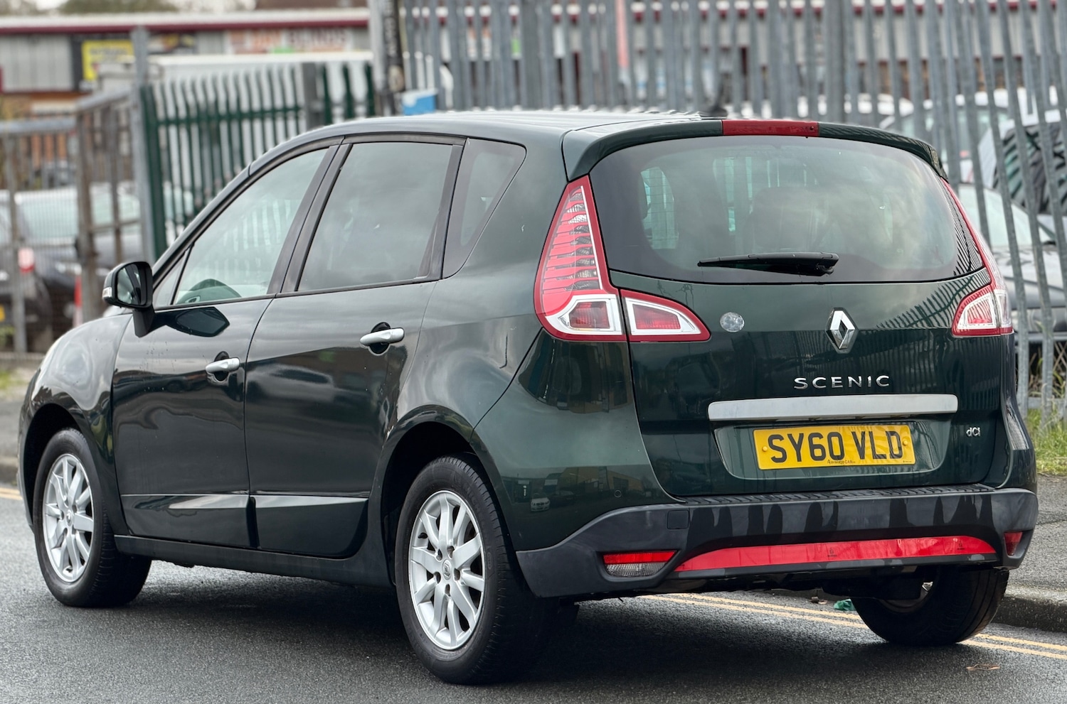 Used Renault Scenic 2010 for sale - 76722438: Photo 5