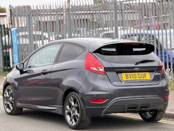 Used Ford Fiesta 2010 for sale - 76292084: Photo