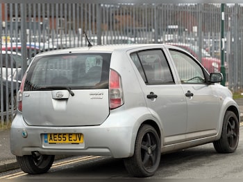 Used Daihatsu Sirion 2005 for sale - 77492815: Photo