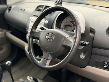 Used Daihatsu Sirion 2005 for sale - 77492815: Photo