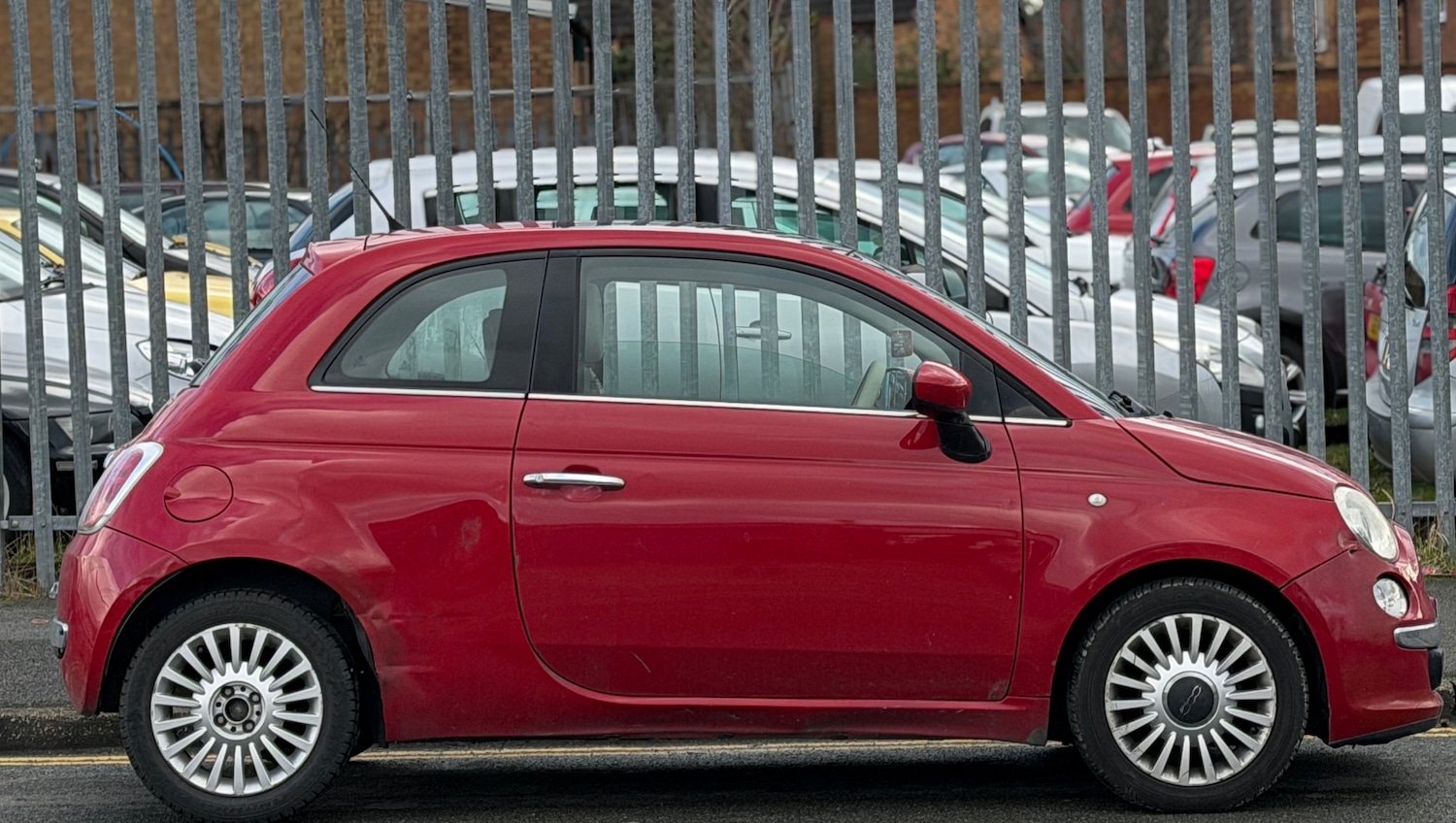 Used Fiat 500 2011 for sale - 77387864: Photo 2