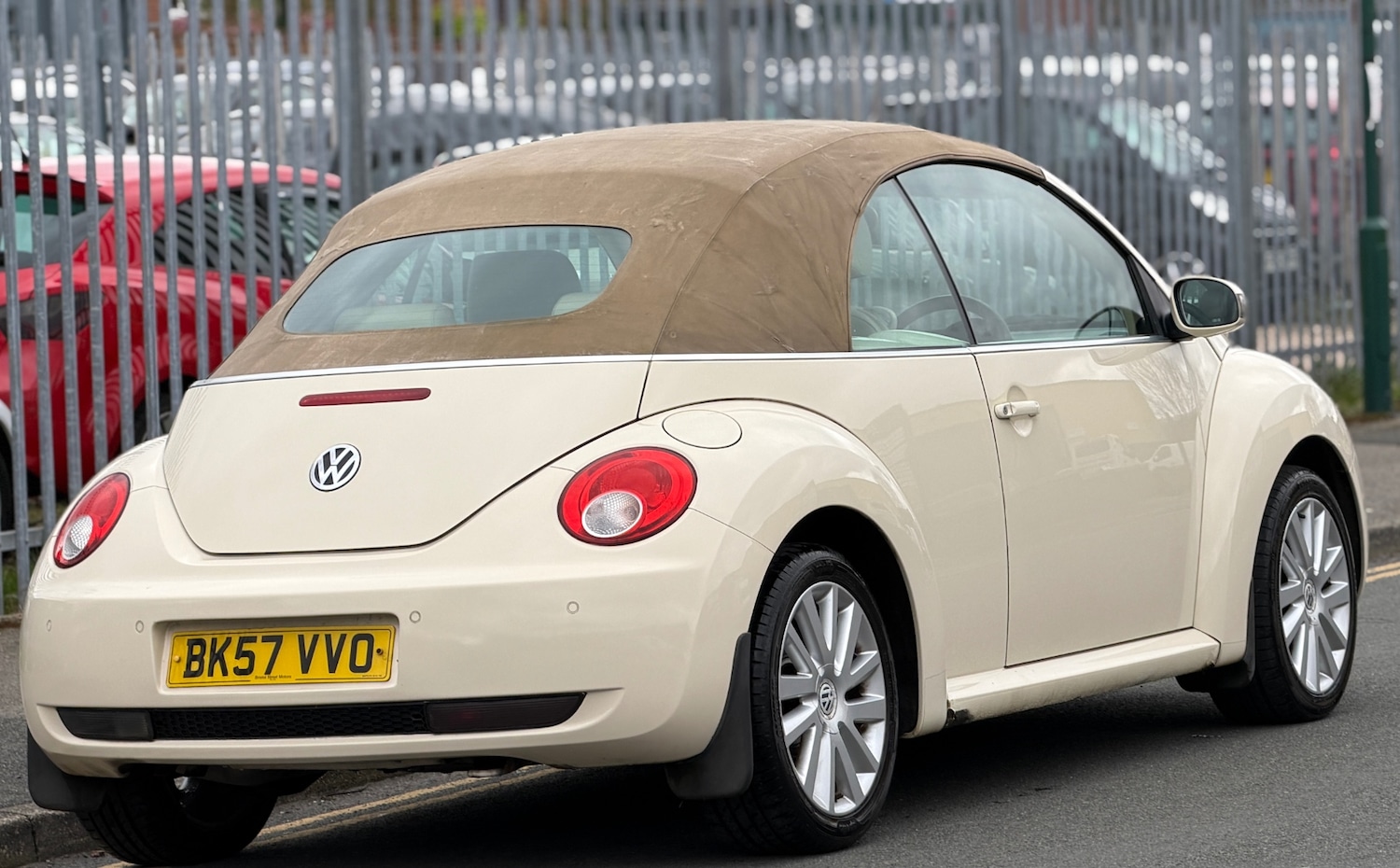 Used Volkswagen Beetle 2007 for sale - 78122847: Photo 3