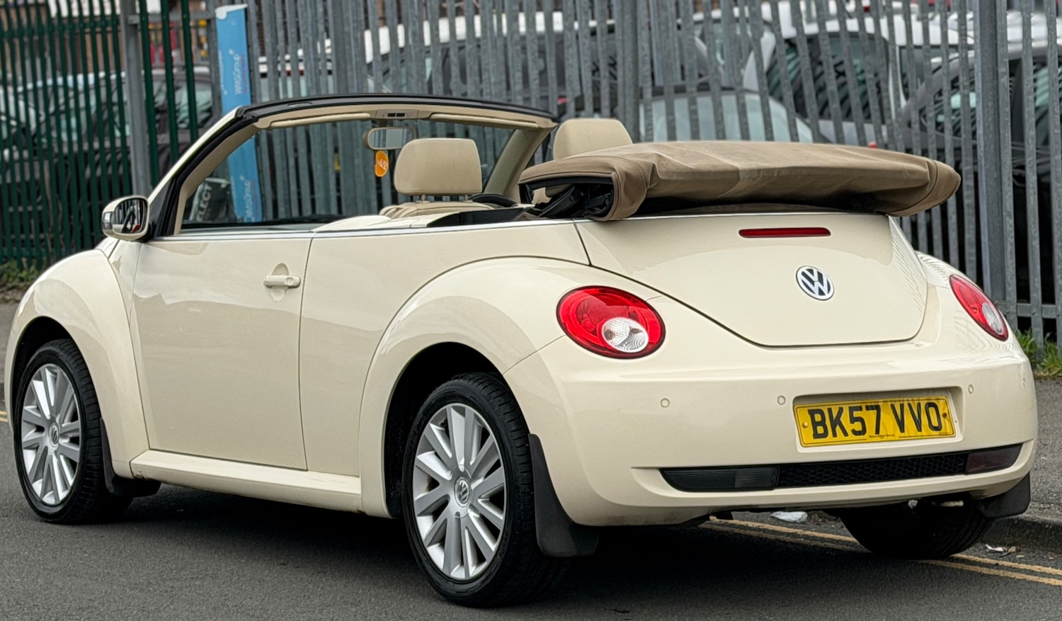 Used Volkswagen Beetle 2007 for sale - 78122847: Photo 6