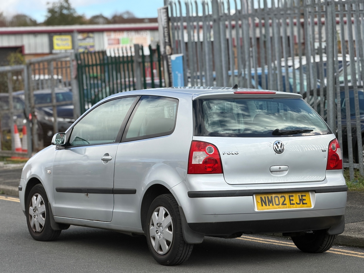 Used Volkswagen Polo 2002 for sale - 76517837: Photo 3