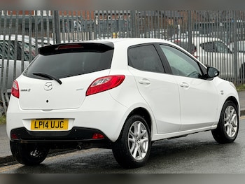Used Mazda Mazda2 2014 for sale - 77459670: Photo