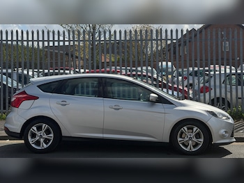 Used Ford Focus 2013 for sale - 78219066: Photo